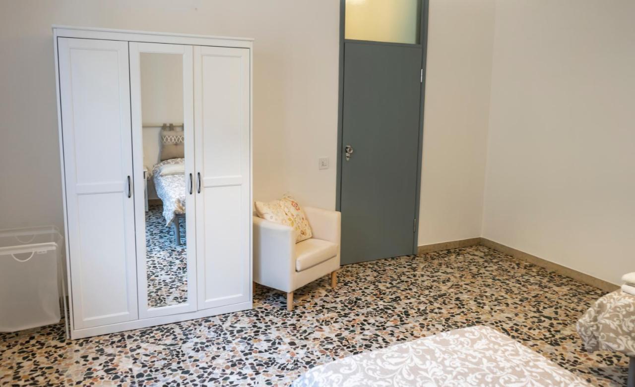 Family Dream Dante Apartment Ravenna Exterior foto